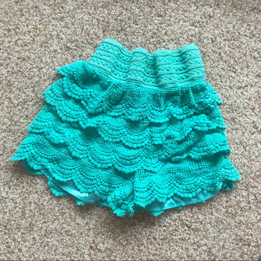 2B crochet Shorts